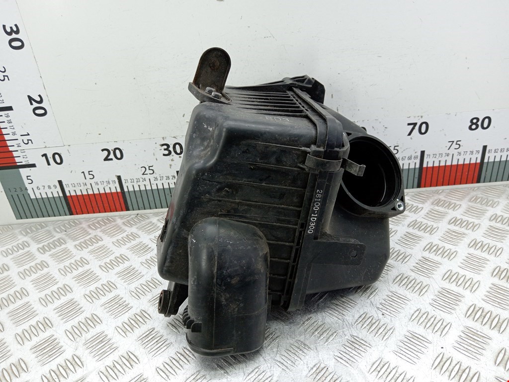 Корпус воздушного фильтра KIA Carens 2006-2012