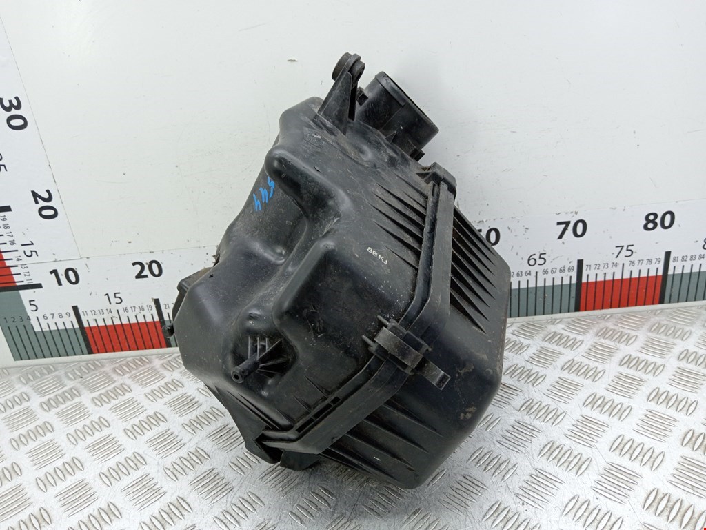 Корпус воздушного фильтра KIA Carens 2006-2012