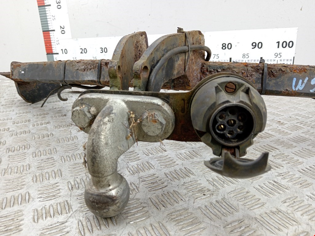 Фаркоп (прицепное устройство) KIA Carens 2006-2012