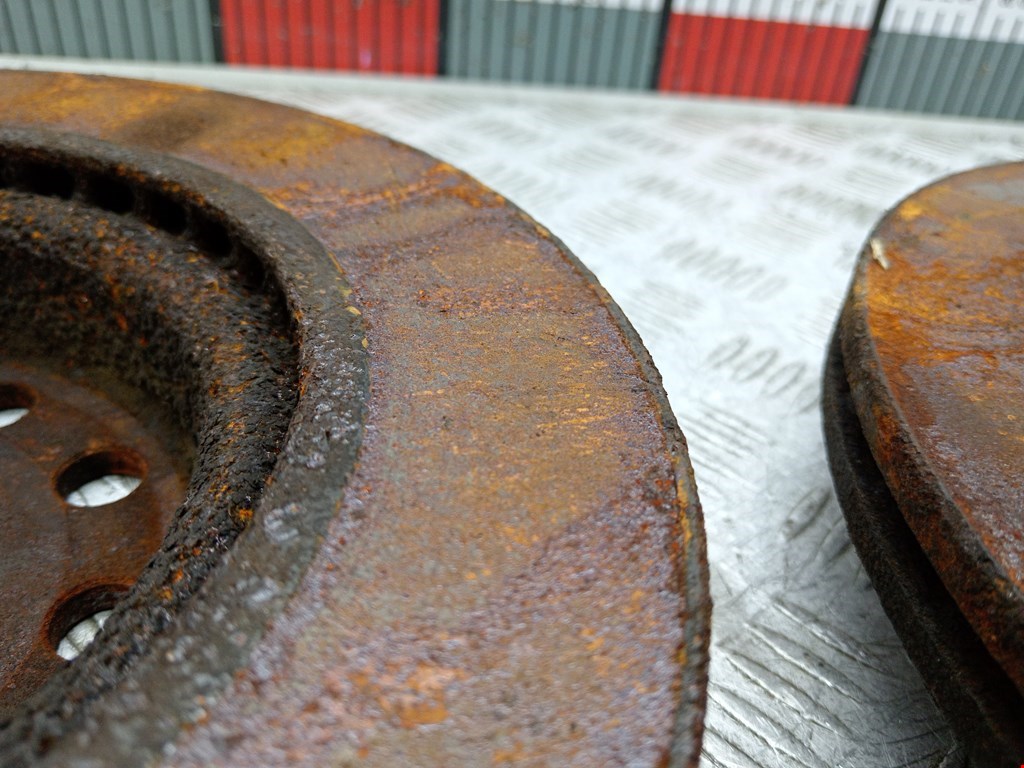 Диск тормозной передний AUDI A3 8P 2003-2013