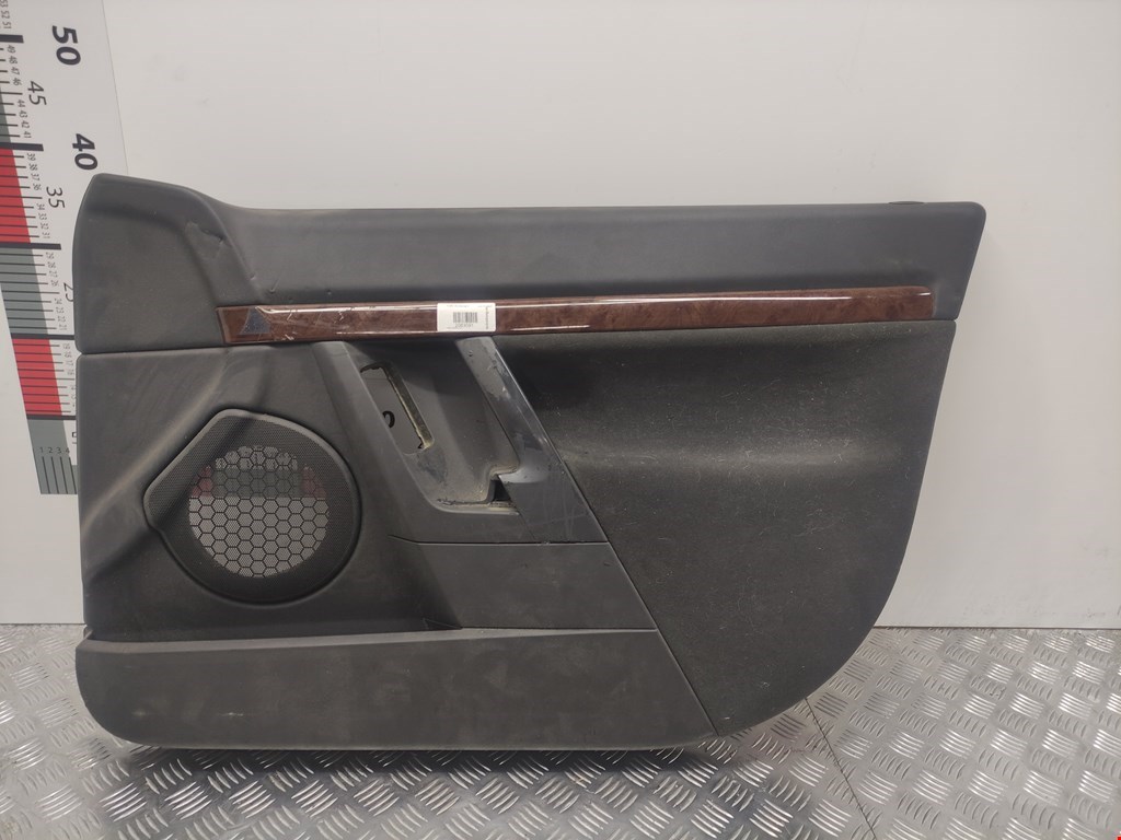 Обшивка двери передняя правая OPEL Vectra Vectra C 2002-2008