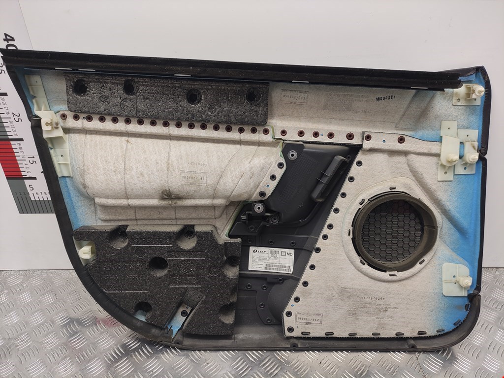 Обшивка двери передняя правая OPEL Vectra Vectra C 2002-2008