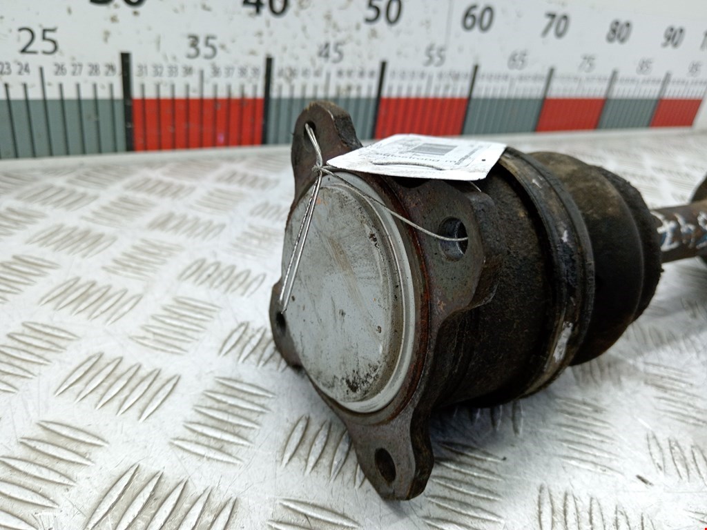 Полуось (привод, приводной вал) передняя правая MITSUBISHI L200 K6,K7 1996-2006