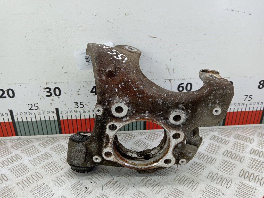 Кулак задний правый Audi A6 C6 (2004-2011)