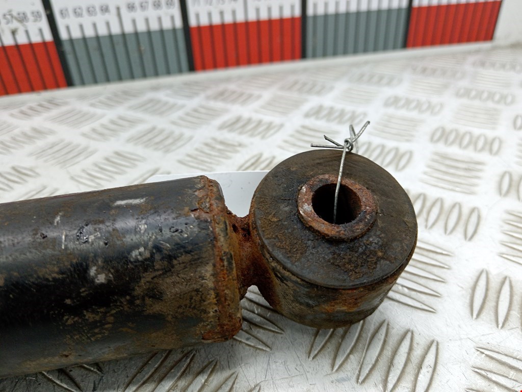 Амортизатор задний правый IVECO Daily III 1999-2006