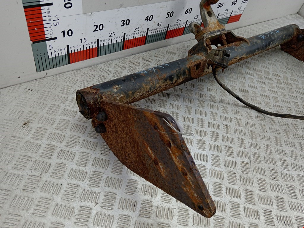 Фаркоп (прицепное устройство) MITSUBISHI L200 K6,K7 1996-2006