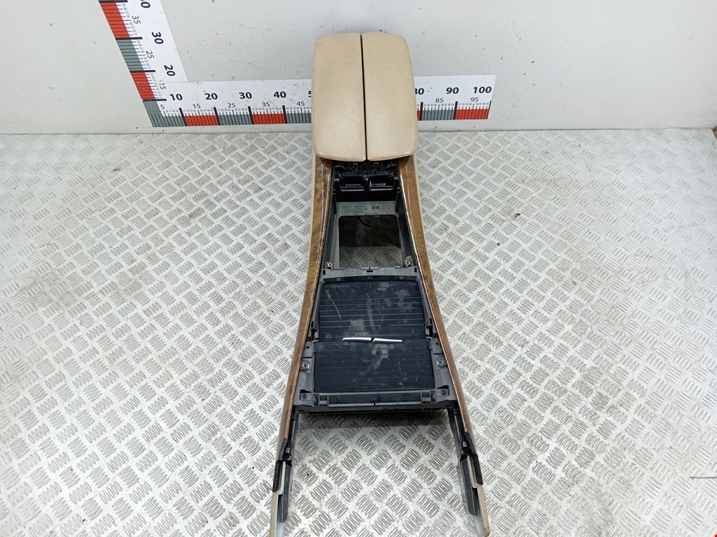 Консоль BMW X5 E70 2007-2013