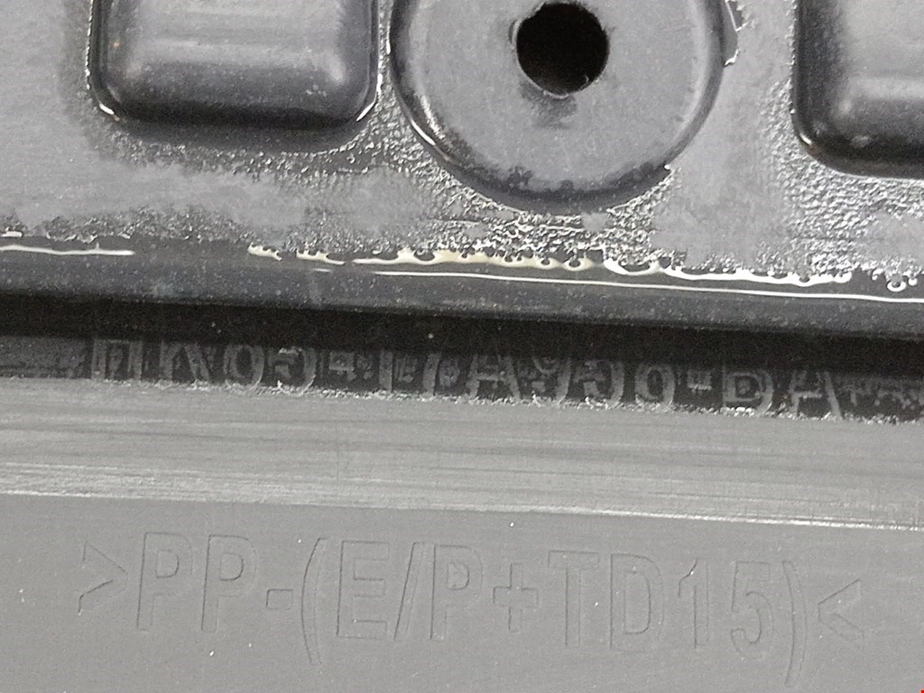 Бампер задний JAGUAR F-Pace 2016-н.в.