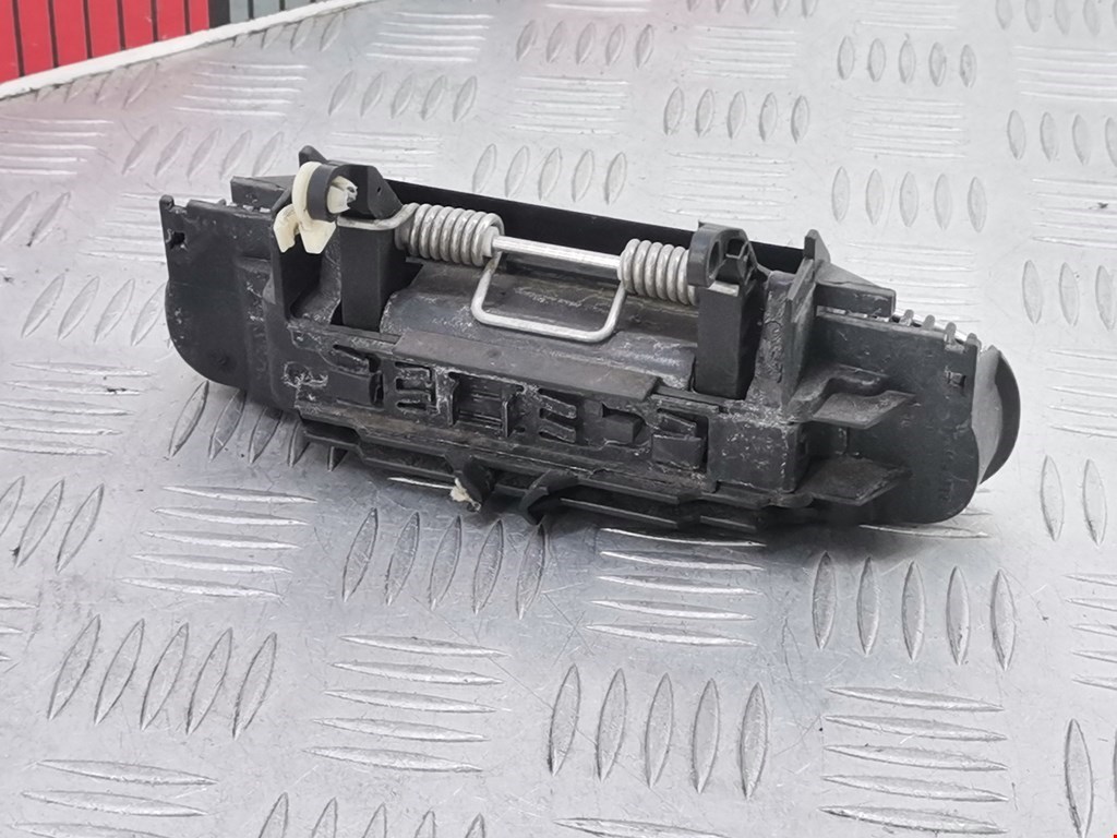 Ручка двери задней наружная левая AUDI A3 8P 2003-2013