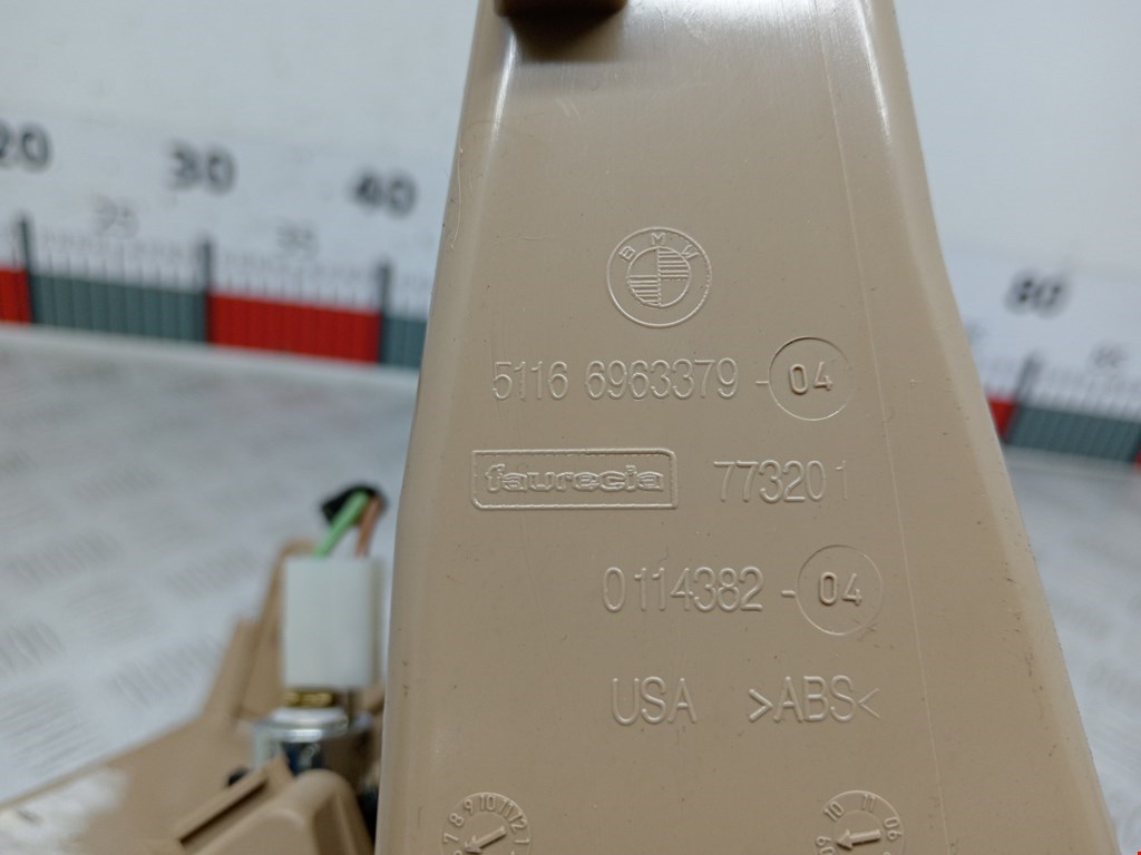 Консоль BMW X5 E70 2007-2013