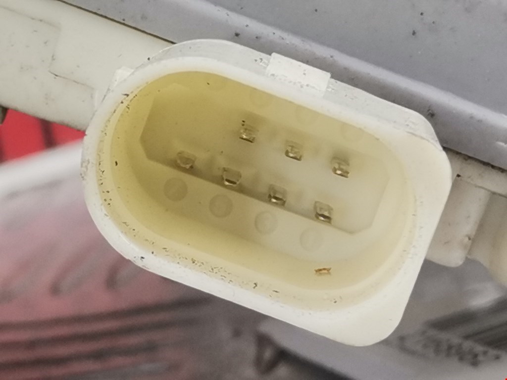 Замок двери задней левой VOLKSWAGEN Passat B6 2005-2011