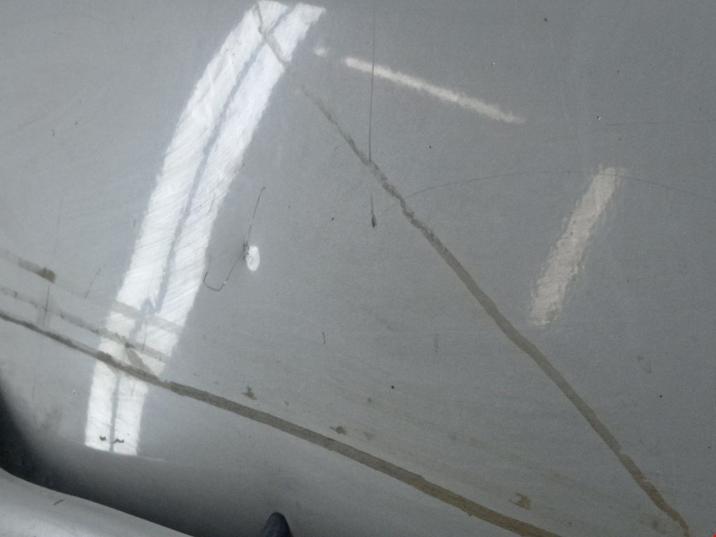 Капот KIA Carnival I 1999-2005