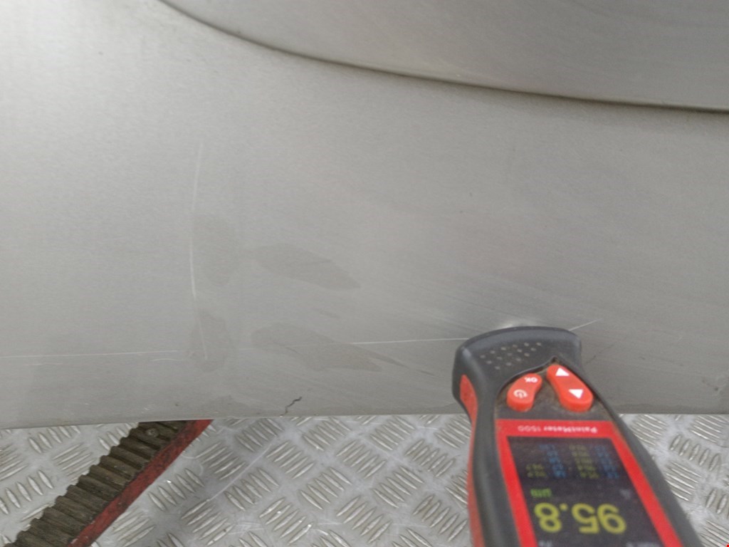 Капот KIA Carnival I 1999-2005