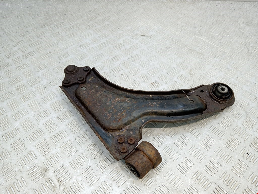 Рычаг передний левый OPEL Combo C 2001-2011