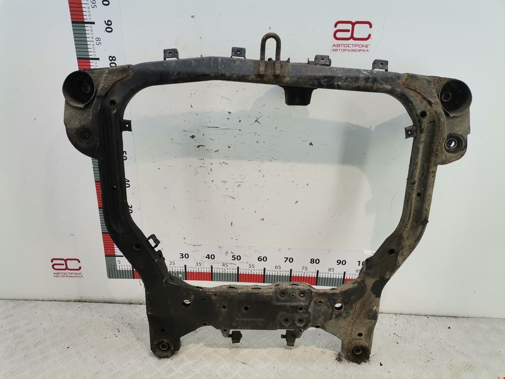 Балка передняя подрамник Kia Carens 2 (UN) (2006-2012)