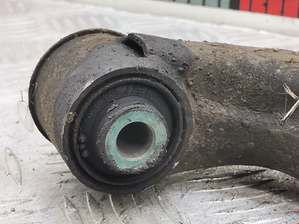 Рычаг передний правый KIA Carens 2006-2012