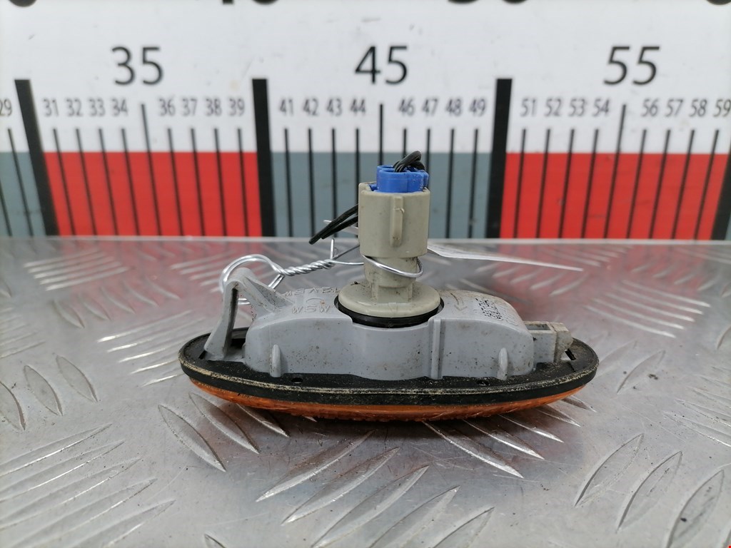 Повторитель на крыло MAZDA Demio DW 1996-2002