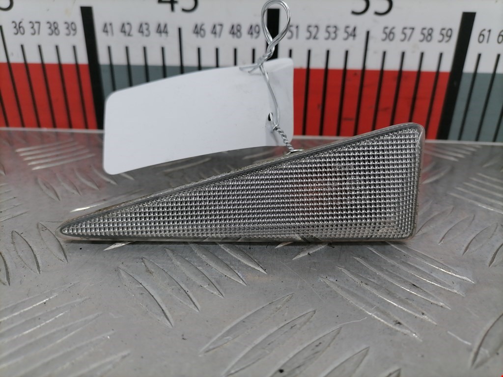 Повторитель на крыло RENAULT Espace 2003-2014