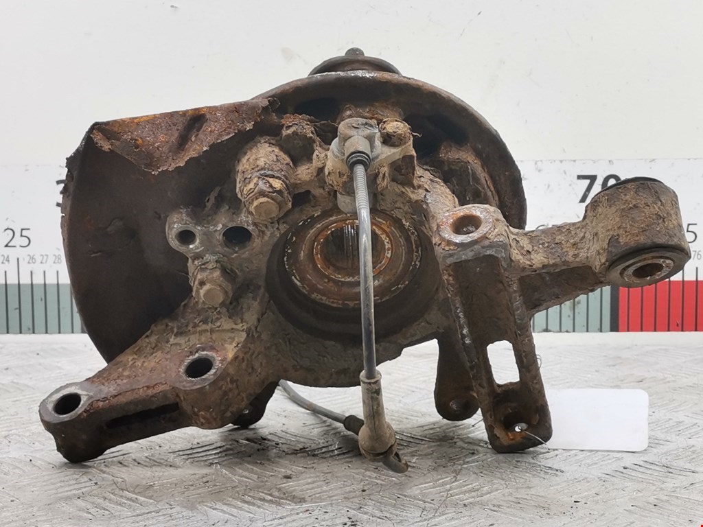 Ступица задняя левая NISSAN X-Trail T30 2000-2007