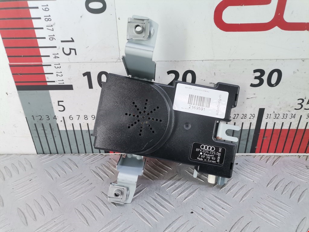 Усилитель антенны AUDI A3 8P 2003-2013