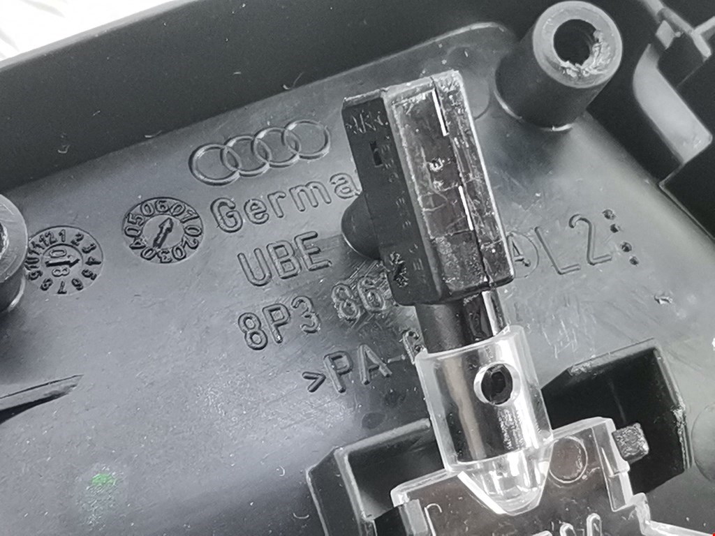 Ручка дверная передняя внутренняя левая AUDI A3 8P 2003-2013