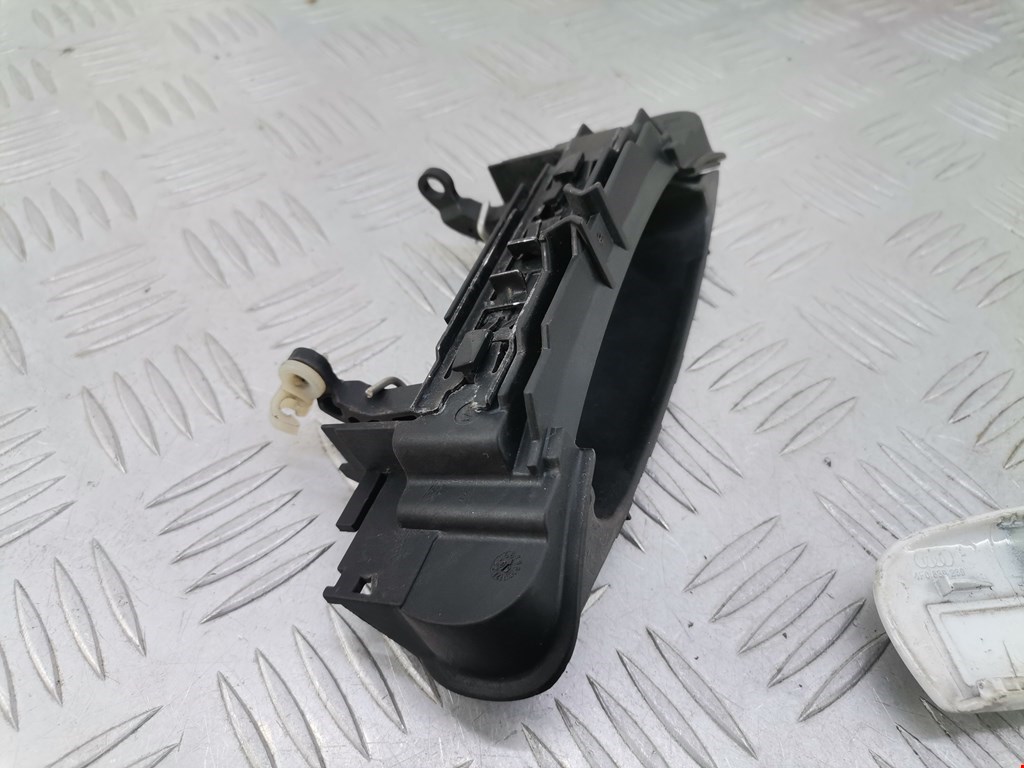 Ручка двери передней наружная левая AUDI A3 8P 2003-2013