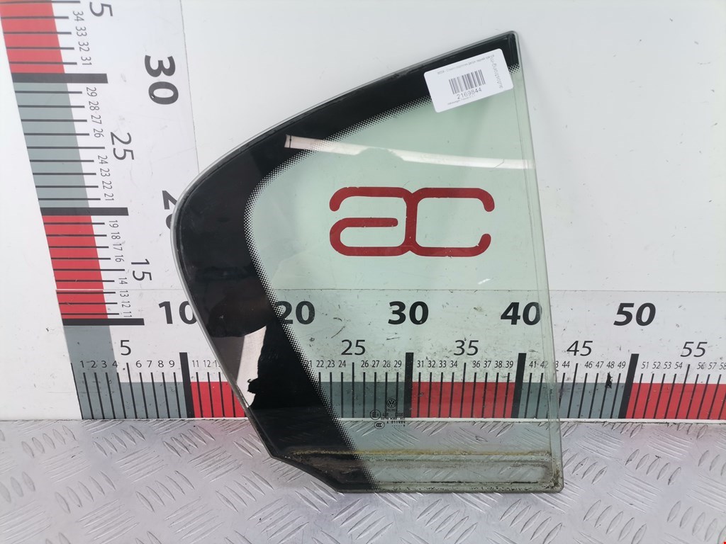 Стекло двери задней правой (форточка) Volkswagen Passat 6 (2005-2010)