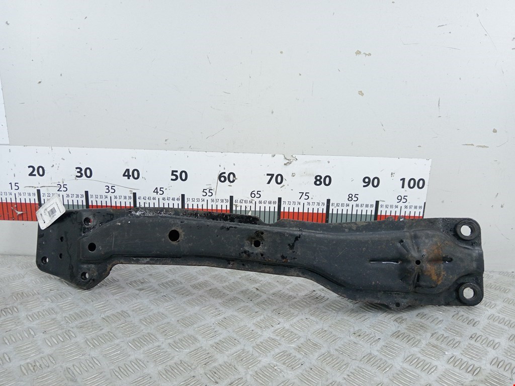 Балка передняя продольная NISSAN X-Trail T30 2000-2007