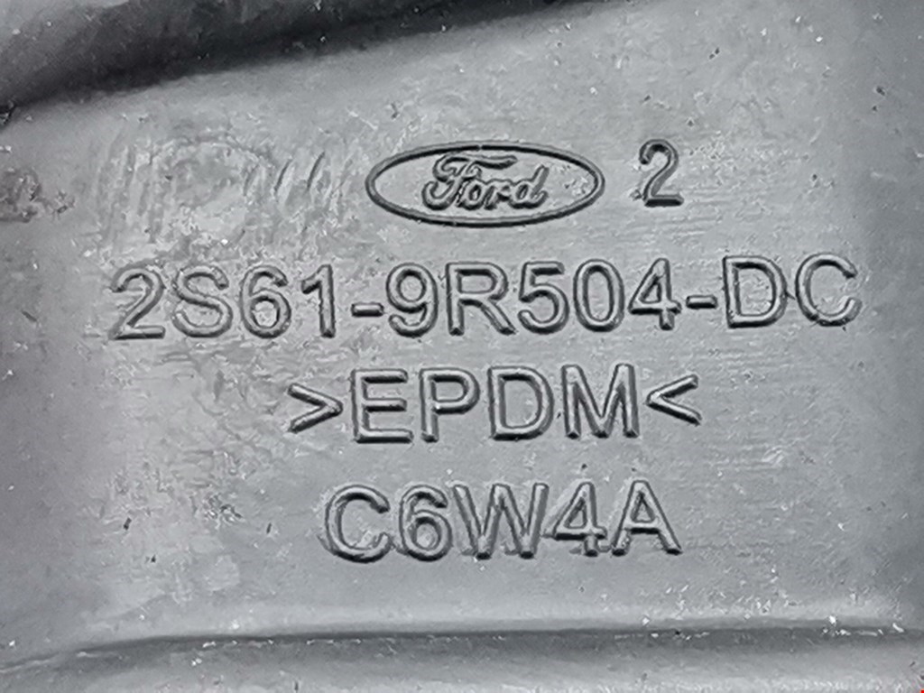 Патрубок воздушного фильтра FORD Fiesta 2001-2008