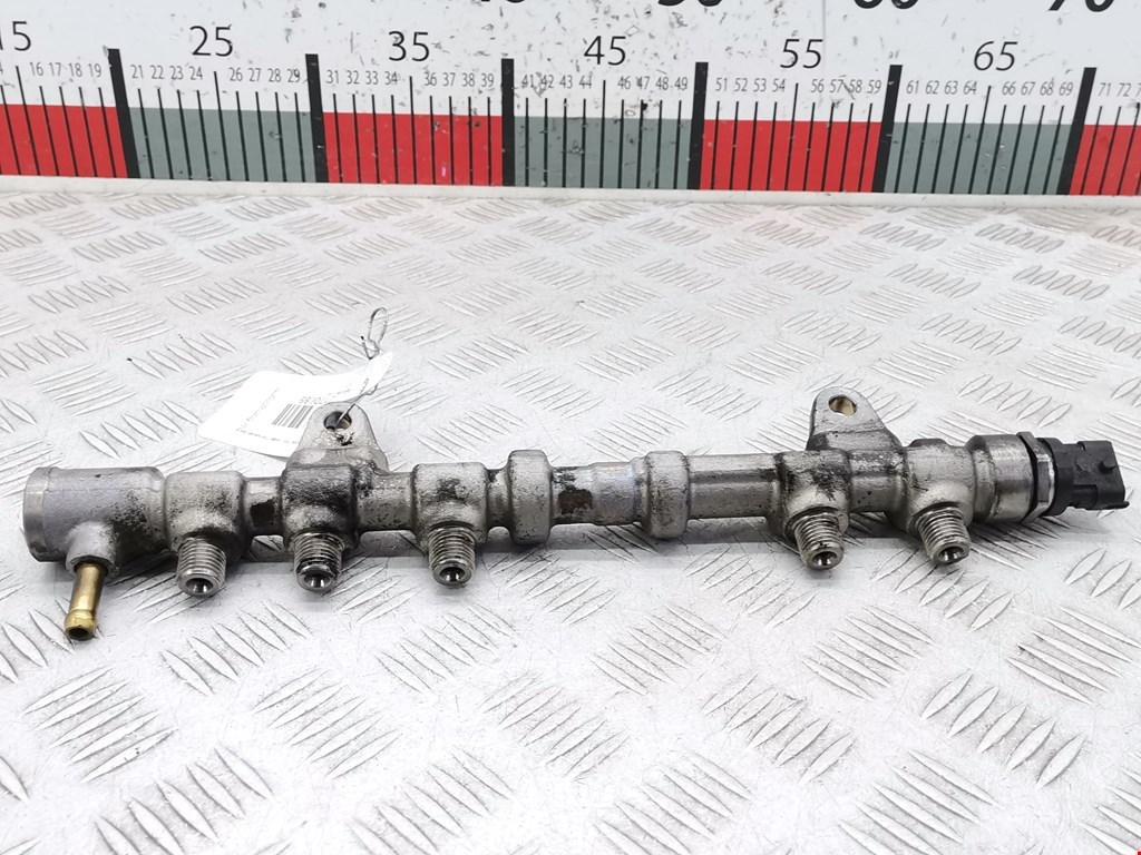 Рампа топливная (рейка) OPEL Corsa D 2006-2014