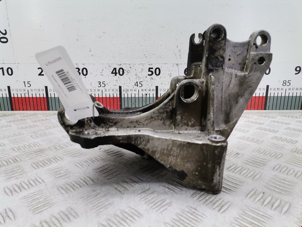 Кронштейн генератора PEUGEOT Expert I 1995-2007