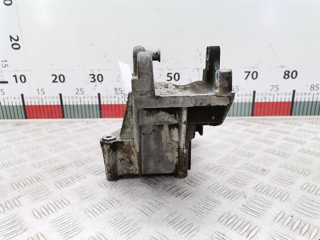 Кронштейн генератора PEUGEOT Expert I 1995-2007