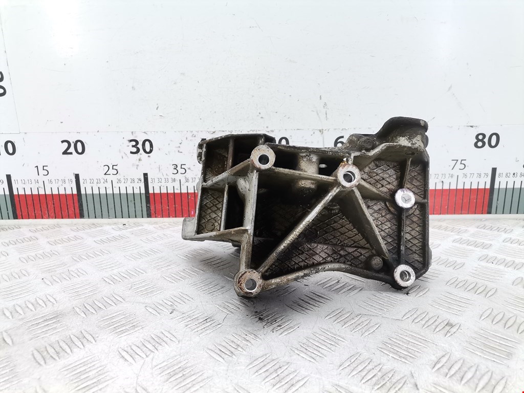 Кронштейн генератора PEUGEOT Expert I 1995-2007
