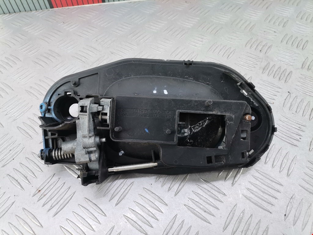 Ручка двери передней наружная правая BMW 6er E63/E64 2003-2011