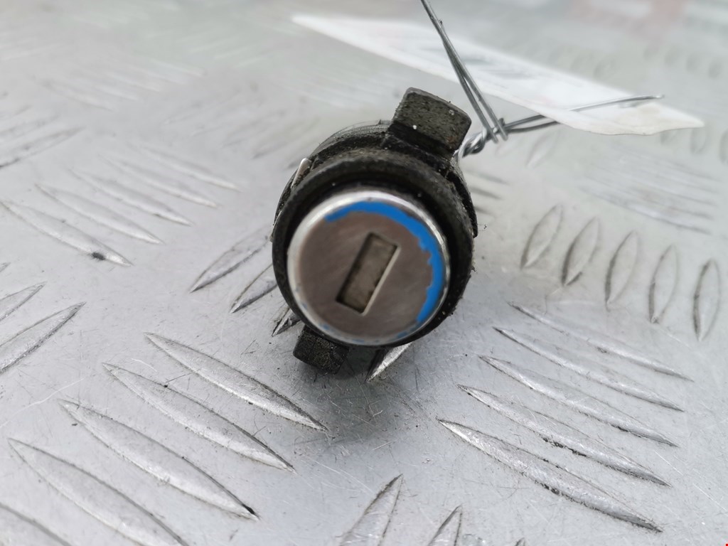 Вставка замка багажника BMW 6er E63/E64 2003-2011