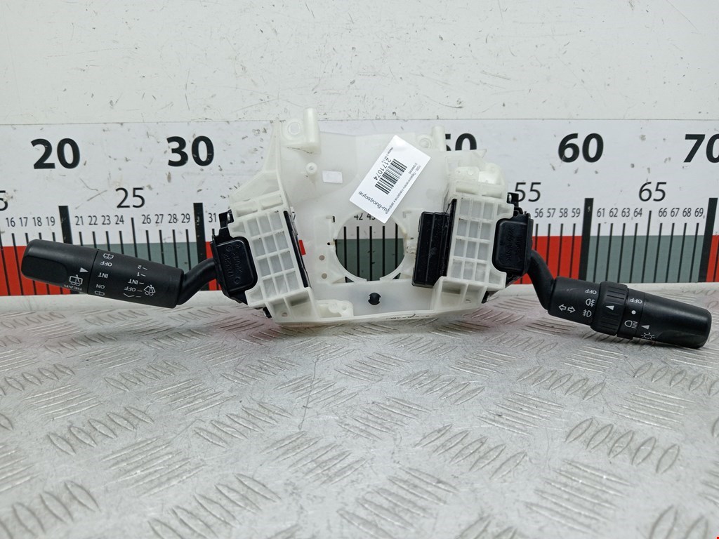 Переключатель поворотов и дворников (стрекоза) Mazda 3 BK (2003-2009)