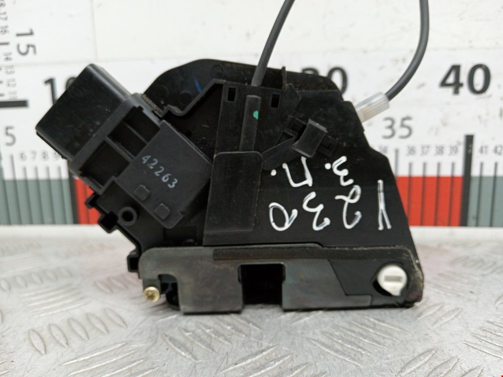 Замок двери задней правой MAZDA Mazda 3 BK 2003-2009