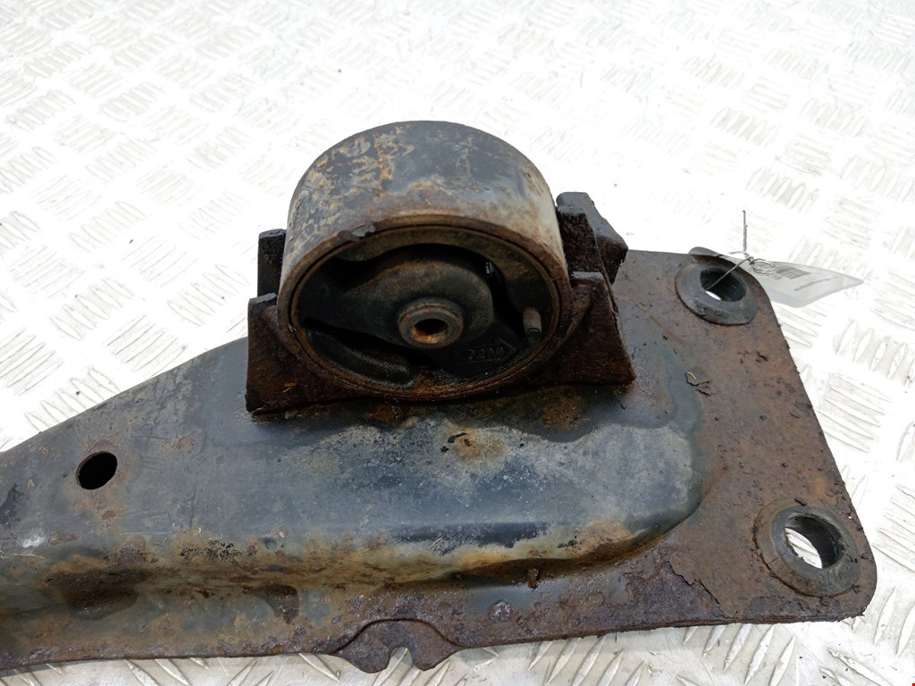 Балка передняя продольная NISSAN X-Trail T30 2000-2007