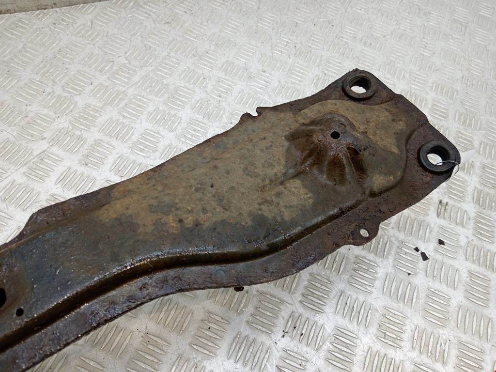 Балка передняя продольная NISSAN X-Trail T30 2000-2007