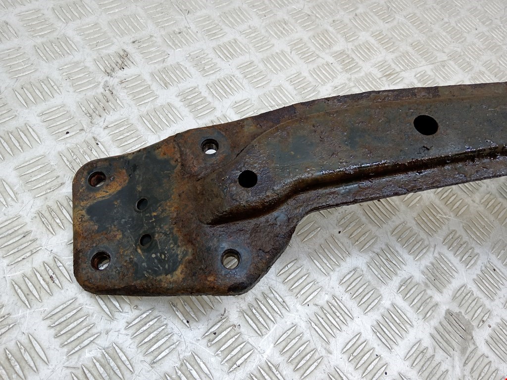 Балка передняя продольная NISSAN X-Trail T30 2000-2007