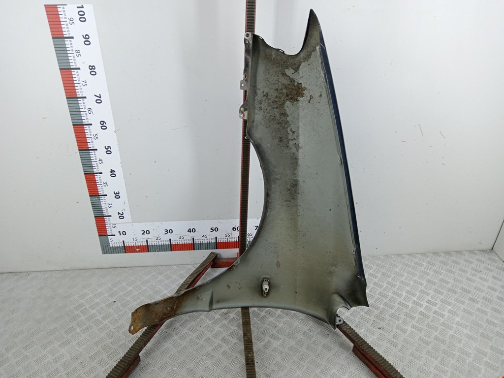 Крыло переднее правое MITSUBISHI Space Star 1999-2006