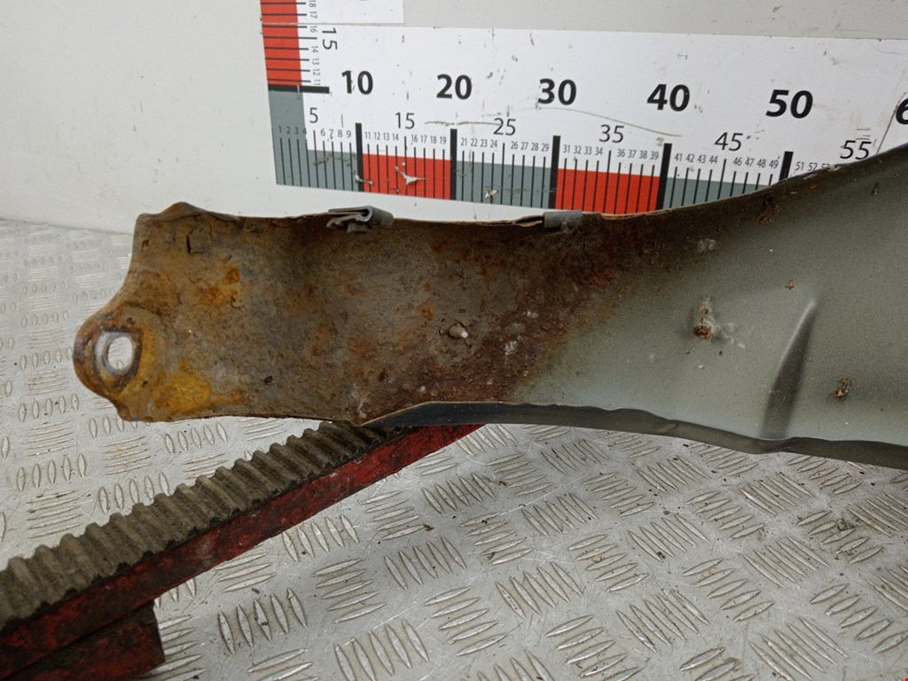 Крыло переднее правое MITSUBISHI Space Star 1999-2006