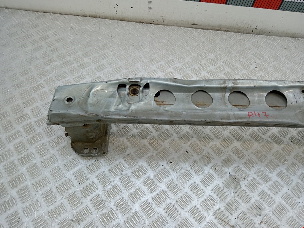 Усилитель переднего бампера (передний) TOYOTA Aygo AB10 2005-2014