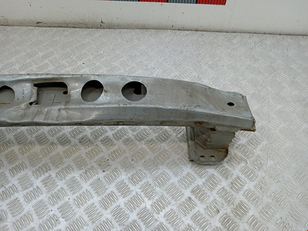 Усилитель переднего бампера (передний) TOYOTA Aygo AB10 2005-2014