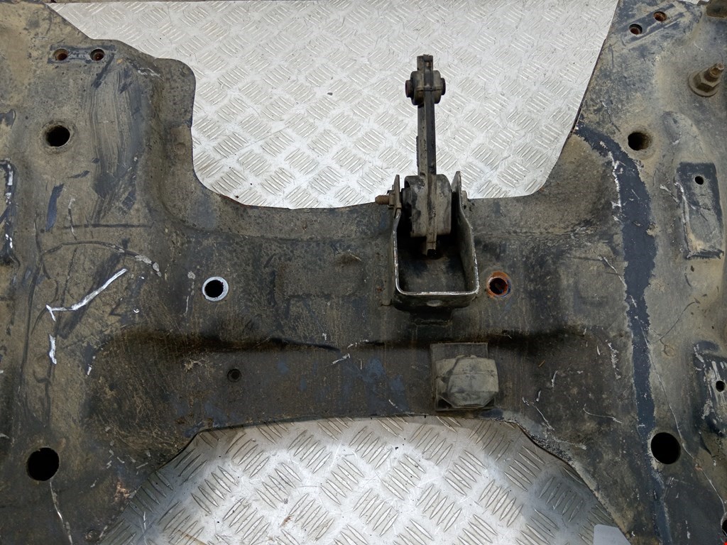 Балка подмоторная (подрамник) PEUGEOT 207 2006-2015