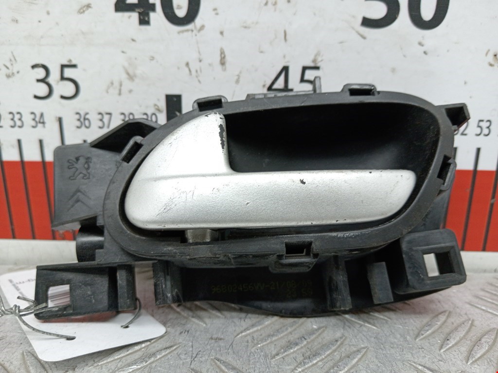 Ручка дверная передняя внутренняя левая PEUGEOT 207 2006-2015