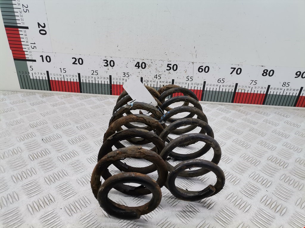 Пружина задняя левая/правая AUDI A3 8P 2003-2013