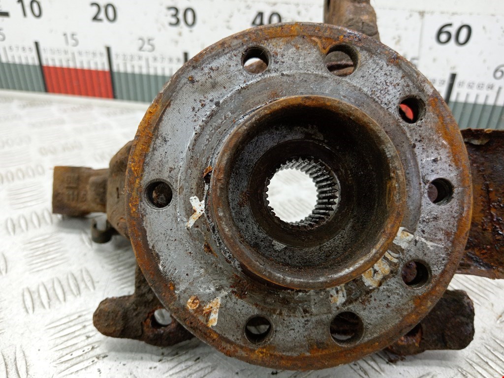 Ступица передняя левая OPEL Astra H/Family 2004-2015