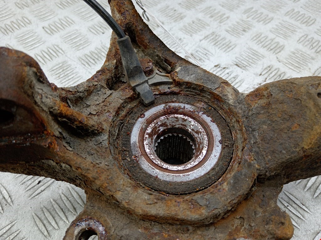 Ступица передняя правая CITROEN C4 I 2004-2014