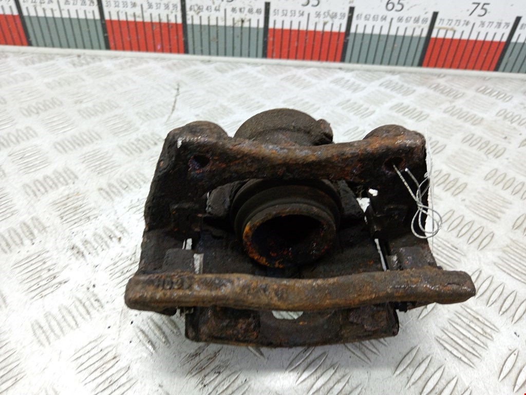 Суппорт передний правый RENAULT Modus 2004-2012